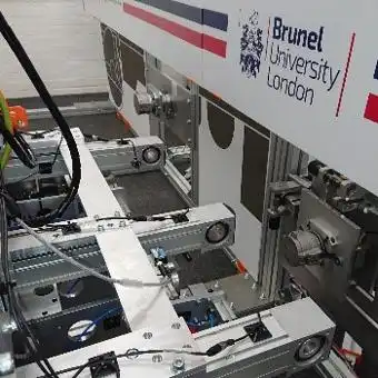 fluid servicing robot