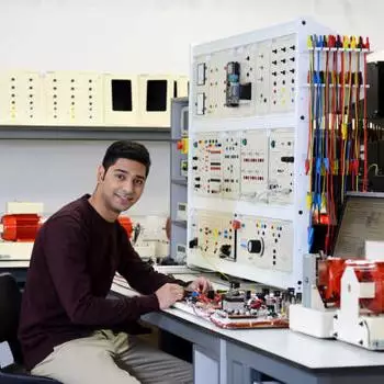 Course presentation: Advanced Electronic and Electrical Engineering