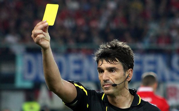 image of Top football refs use special powers to spot fouls
