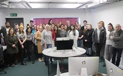 image of Students live-stream crunch count from Boris battleground