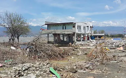 image of Deadly Indonesian tsunami was unleashed by landslide in Palu Bay, study suggests