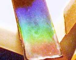 Temperature along a microscope slide shown by liquid crystals