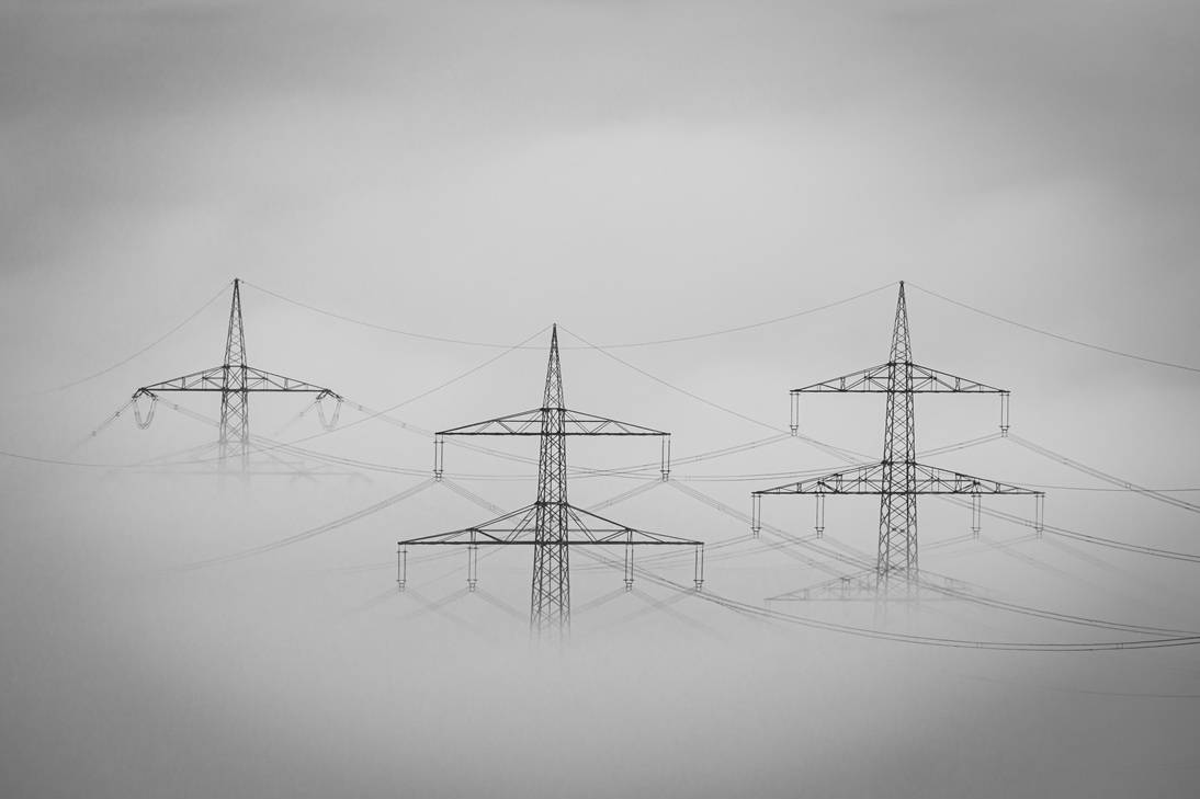electricity-pylons-analogicus-fog-