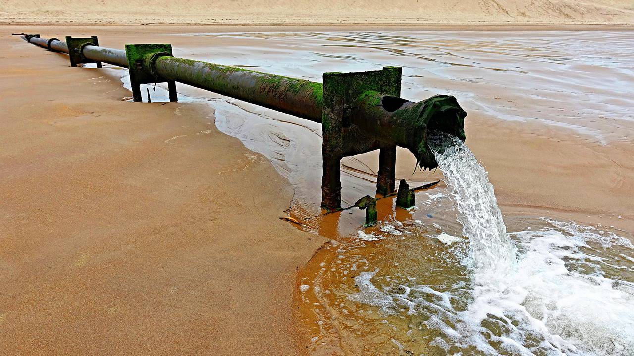 sewage-outfall-3491306_1280