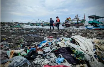 image of New Policy Report: Evidence-based Strategies for Reducing Plastic Waste in Indonesia.