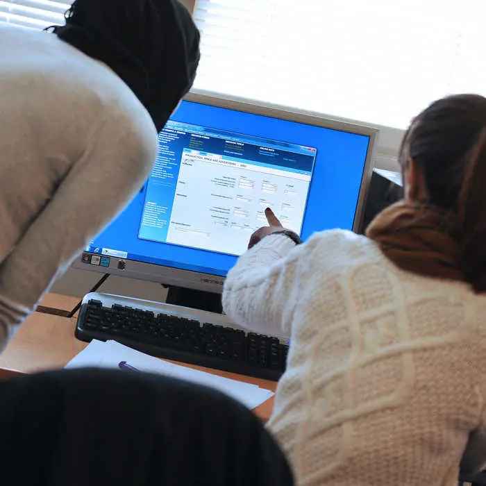 BBS_Business_School_IT_650