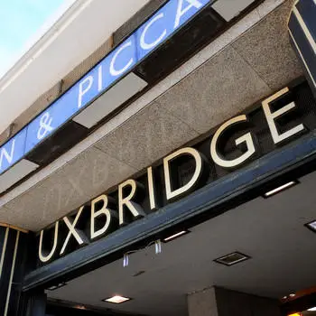 Uxbridge_Tube_Station_4_copy_138
