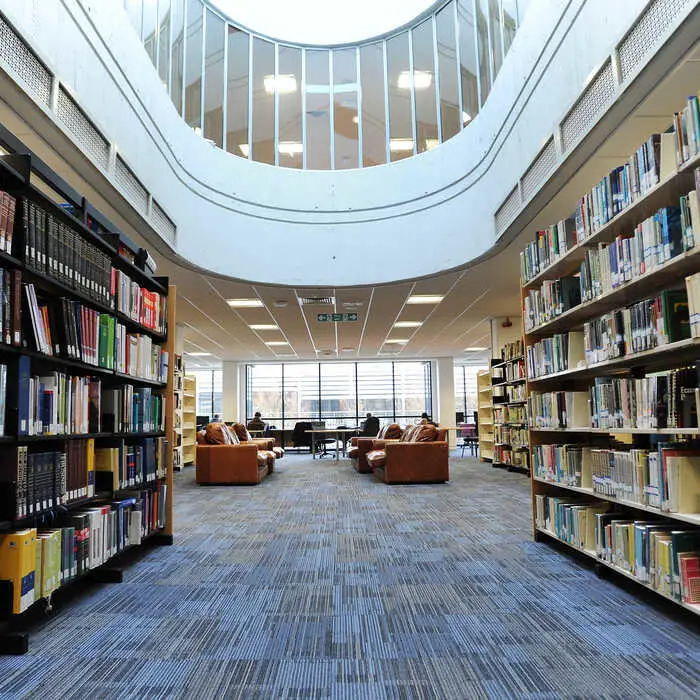 Library700x700