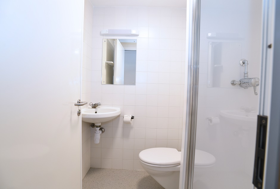 Borough Road Hall Borough Road bathroom