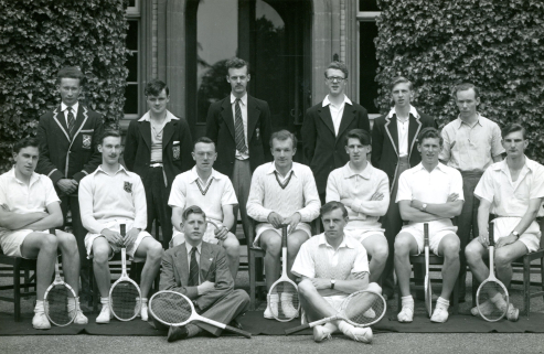 ResizedBRC.Tennis.Team.1951.52