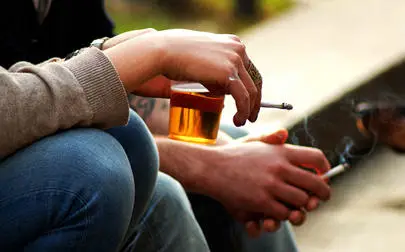 image of Night owl students drink and smoke more