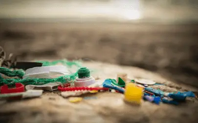 image of Food and drink litter dominates global plastic pollution