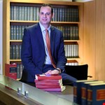 Professor Arad Reisberg