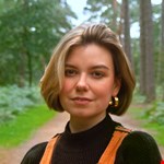 Ms Jennifer Holroyd-Doveton