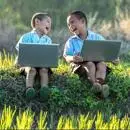 kids on laptop