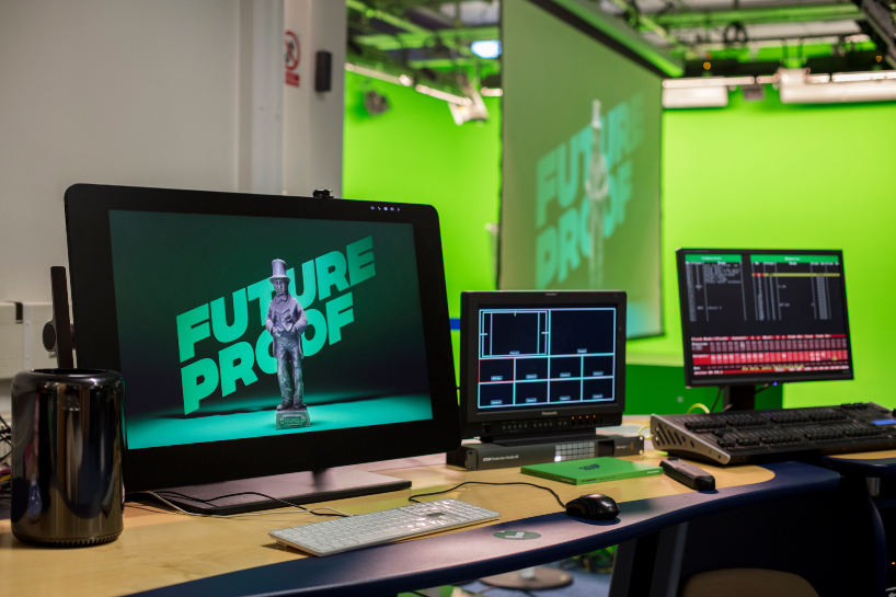 Green Screen Station 1