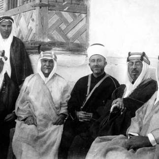 Grand Mufti of Jerusalem Hajj Amin al-Husseini (sitting, middle), Shakib Arslan (2nd from right) (Head of Syro-Palestinian Congress), and Hashem al-Atassi (leader of Syrian national Bloc, 2nd from left, sitting) 