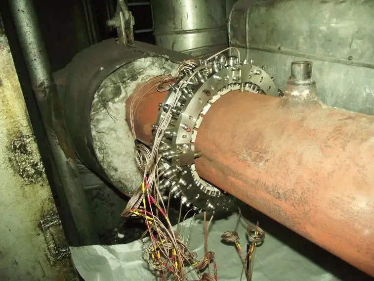 Ultrasonic inspection system of high temperature steam pipes