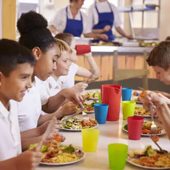 Primary school children’s responses to food waste at school
