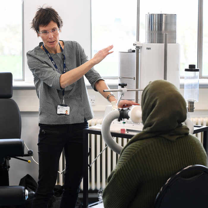 Lecturer teaching a lung practical