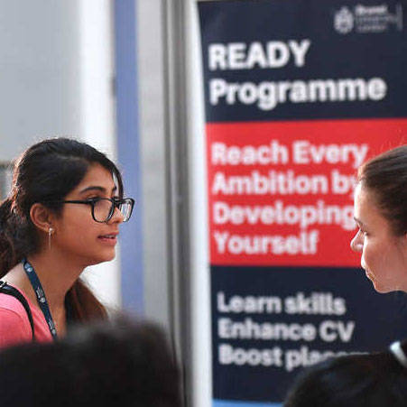 READY_programme-closeup350