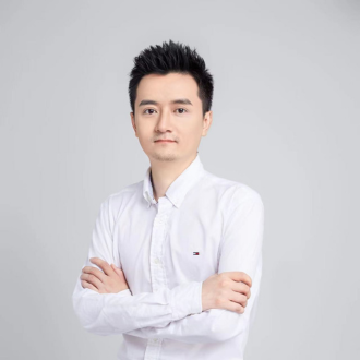 Master’s degree propels alumnus’ career