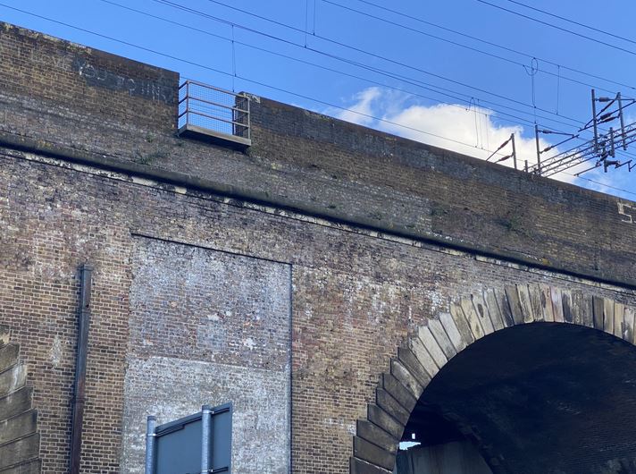 London to Birmingham railway bridge image