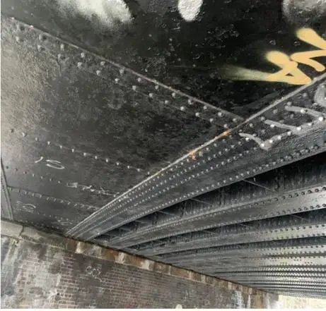 Underneath the Regent's Canal bridge