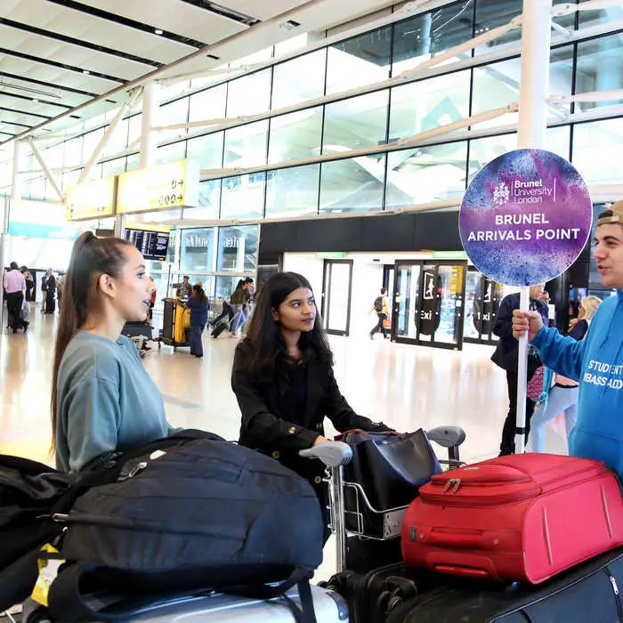 International student arrivals Heathrow_8516