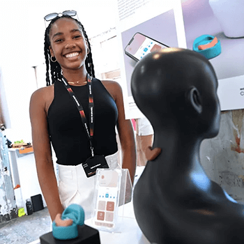 Aphra: Zera, a way to combat menopausal hot flushes