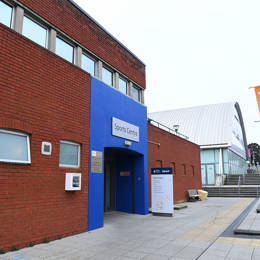 Twickenham campus closes