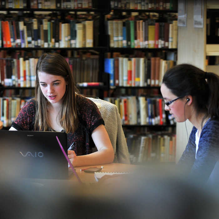 Library 8A_250_700x700